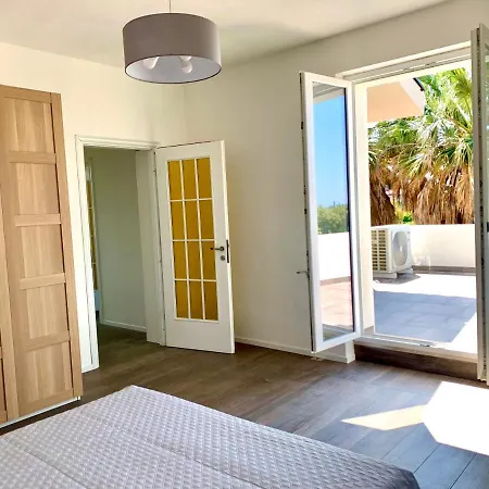 Sunlight Sardegna كابيتانا